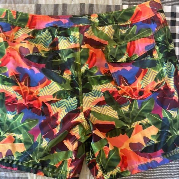 Saxx swim shorts Colorful Leaf Pattern Swim Shorts - Picture 6 of 8